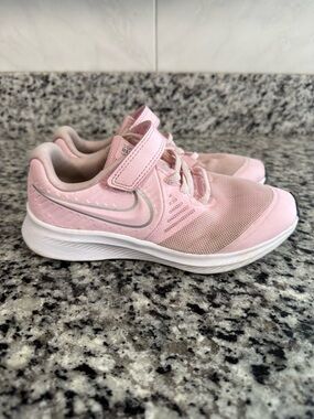 Girls Nike Sneakers